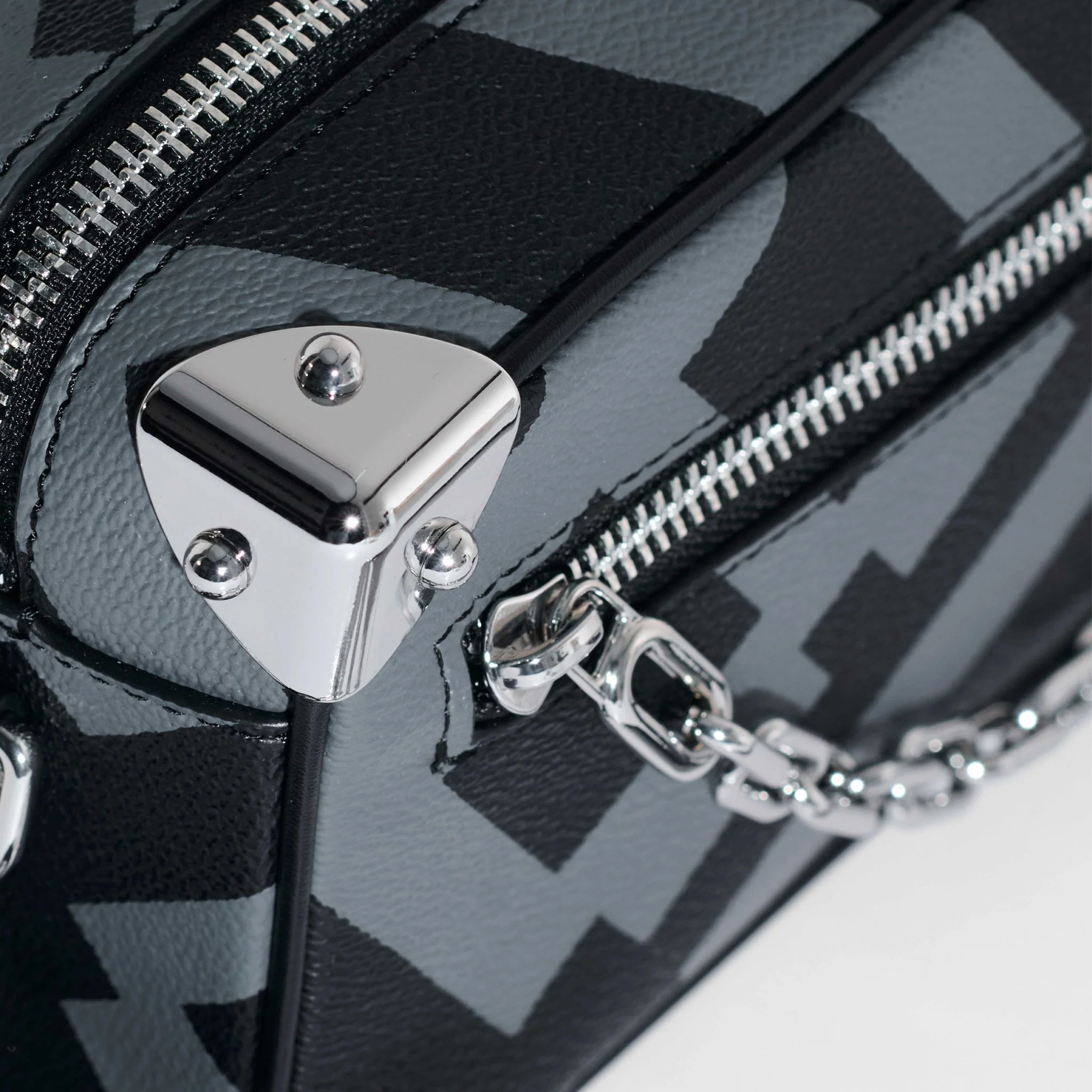 GXB TRAVEL TRUNK - Image 5
